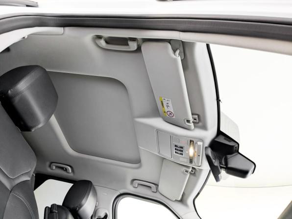 Land Rover Discovery V с пробегом 2017 года, цена 3 250 000 рублей, 141406 км, внедорожник, Автокод Объявления