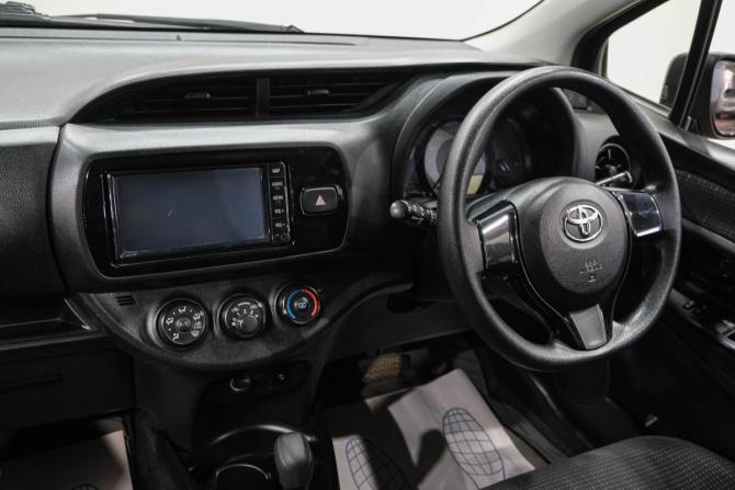 Toyota Vitz III (XP130) Рестайлинг 2 с пробегом 2019 года, цена 1 009 000 рублей, 91000 км, хэтчбек, Автокод Объявления