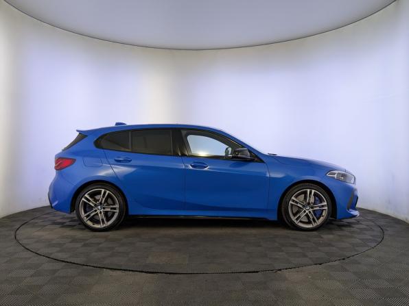 BMW 1 серии III (F40) с пробегом 2019 года, цена 3 500 000 рублей, 107221 км, хэтчбек, Автокод Объявления