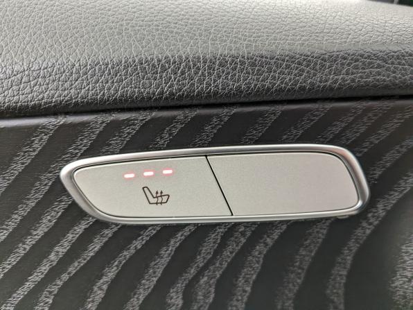 Mercedes-Benz C-Класс IV (W205) Рестайлинг с пробегом 2019 года, цена 2 650 000 рублей, 103032 км, седан, Автокод Объявления