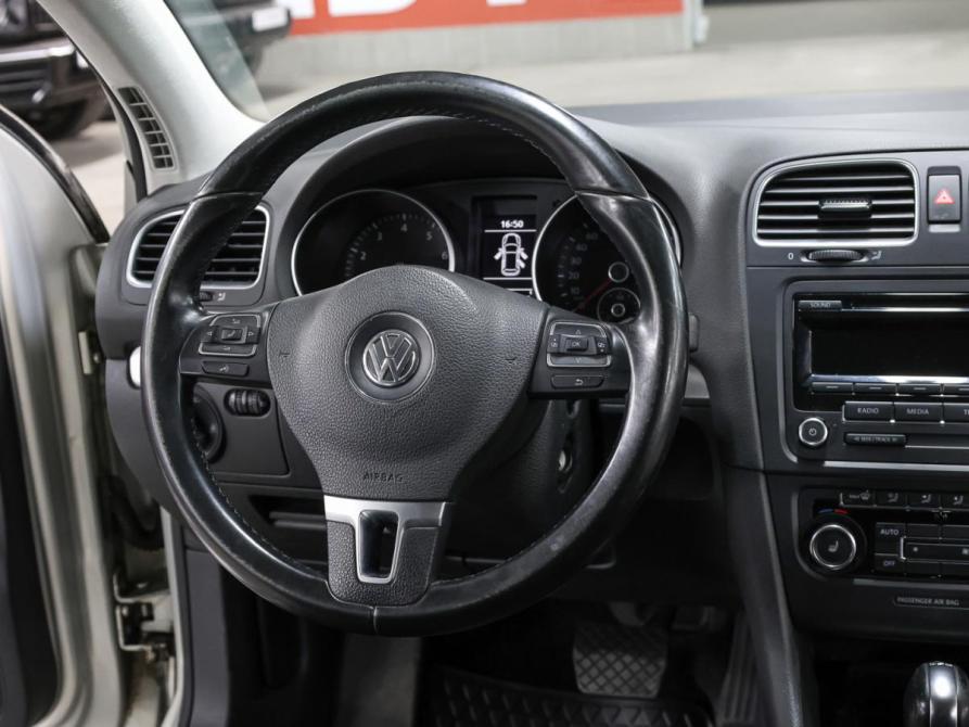 Volkswagen Golf VI Москва  - изображение 17