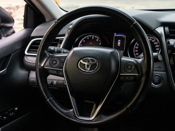 Toyota Camry VIII (XV70) с пробегом 2020 года, цена 2 900 000 рублей, 119940 км, седан, Автокод Объявления