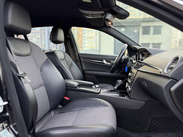Mercedes-Benz C-Класс III (W204) Рестайлинг с пробегом 2012 года, цена 1 150 000 рублей, 278000 км, седан, Автокод Объявления