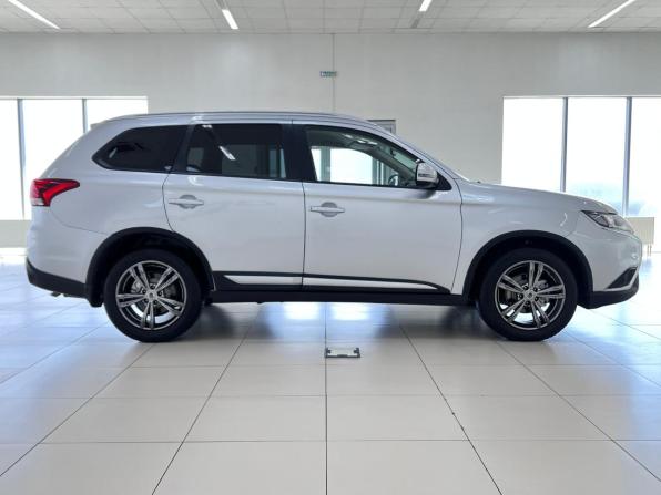Mitsubishi Outlander III Рестайлинг 3 с пробегом 2018 года, цена 1 899 000 рублей, 92417 км, внедорожник, Автокод Объявления