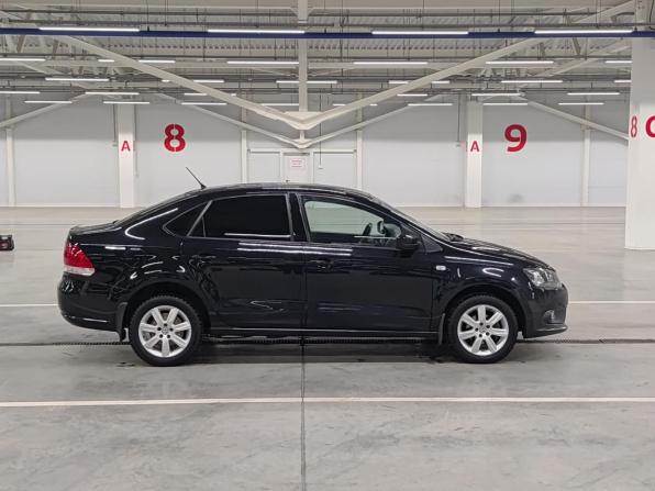 Volkswagen Polo V с пробегом 2013 года, цена 1 000 000 рублей, 121011 км, седан, Автокод Объявления