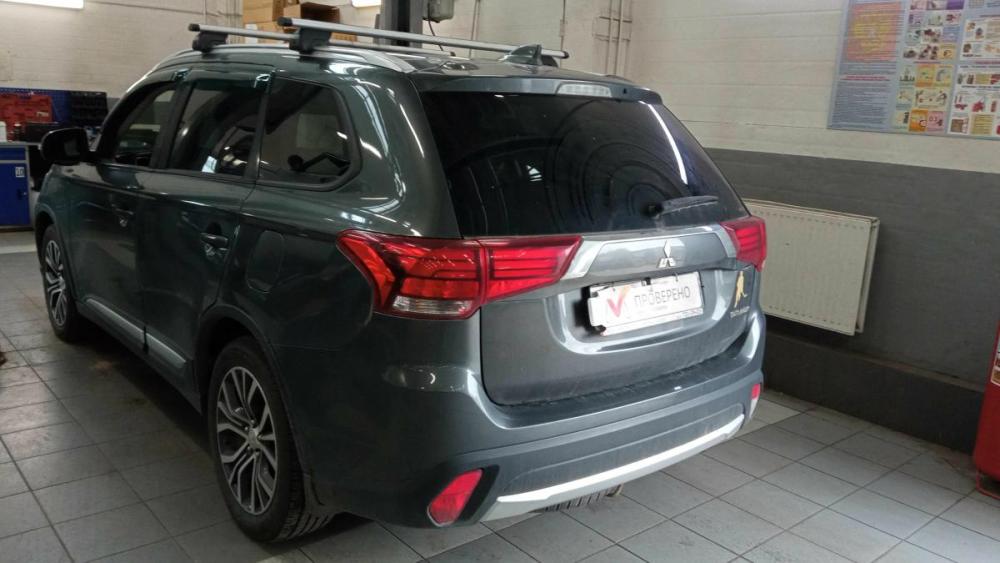 Mitsubishi Outlander III Рестайлинг 2 Санкт-Петербург  - изображение 4