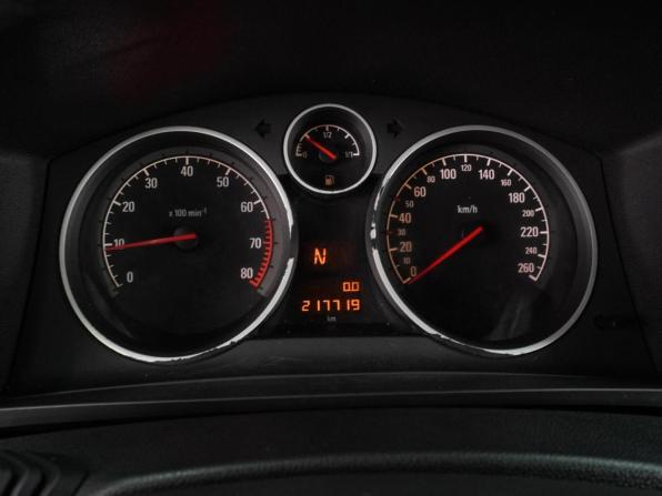 Opel Zafira B Рестайлинг с пробегом 2013 года, цена 618 070 рублей, 217719 км, компактвэн, Автокод Объявления