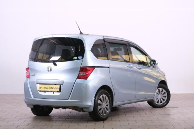 Honda Freed I с пробегом 2010 года, цена 1 199 000 рублей, 203000 км, компактвэн, Автокод Объявления