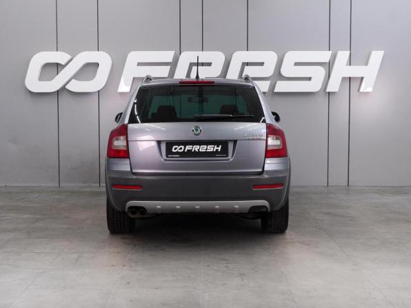 Skoda Octavia II (A5) Рестайлинг с пробегом 2012 года, цена 1 272 000 рублей, 303305 км, универсал, Автокод Объявления