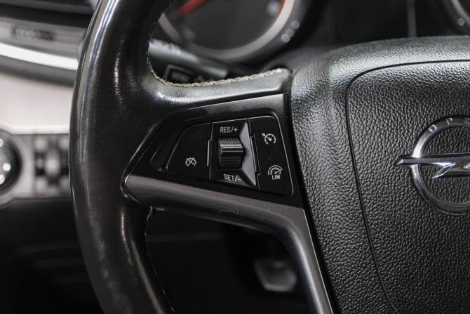Opel Mokka I с пробегом 2014 года, цена 1 199 000 рублей, 128000 км, внедорожник, Автокод Объявления