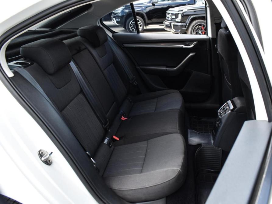 Skoda Octavia III (A7) Рестайлинг Краснодар  - изображение 7