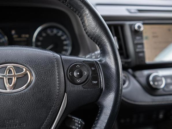 Toyota RAV4 IV (XA40) Рестайлинг с пробегом 2019 года, цена 2 399 000 рублей, 87225 км, внедорожник, Автокод Объявления