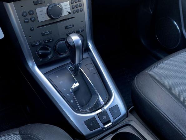 Opel Antara I Рестайлинг с пробегом 2013 года, цена 1 157 000 рублей, 95134 км, внедорожник, Автокод Объявления