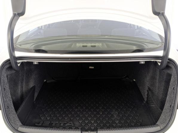 Volkswagen Jetta VI с пробегом 2013 года, цена 1 010 000 рублей, 136163 км, седан, Автокод Объявления