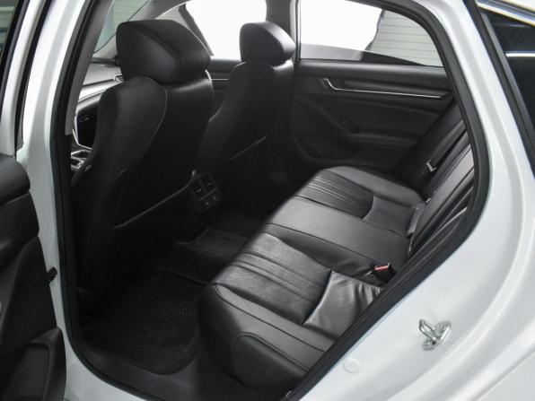 Honda Accord X Рестайлинг с пробегом 2021 года, цена 2 415 000 рублей, 91956 км, седан, Автокод Объявления