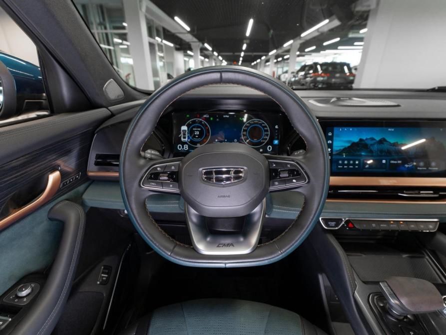 Geely Monjaro I Москва  - изображение 11