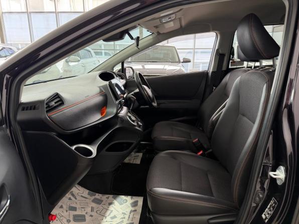 Toyota Sienta II с пробегом 2017 года, цена 1 550 000 рублей, 107000 км, минивэн, Автокод Объявления