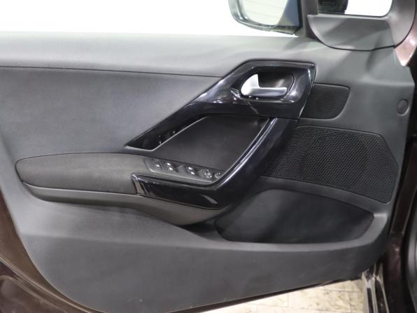 Peugeot 208 I с пробегом 2013 года, цена 760 000 рублей, 79829 км, хэтчбек, Автокод Объявления