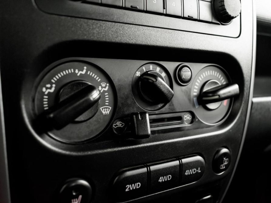 Suzuki Jimny III Рестайлинг 2 Екатеринбург  - изображение 15