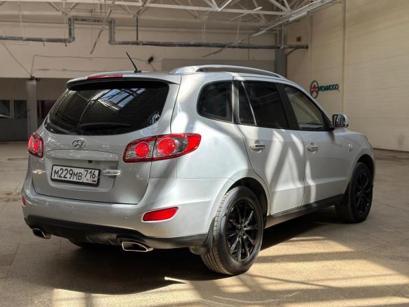Hyundai Santa Fe II Рестайлинг с пробегом 2011 года, цена 1 270 000 рублей, 266679 км, внедорожник, Автокод Объявления