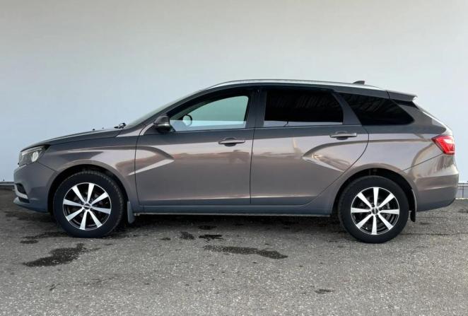 Lada (ВАЗ) Vesta I с пробегом 2018 года, цена 1 045 000 рублей, 73610 км, универсал, Автокод Объявления