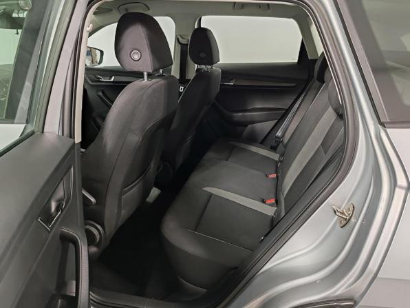 Skoda Karoq I с пробегом 2021 года, цена 2 199 000 рублей, 43334 км, внедорожник, Автокод Объявления