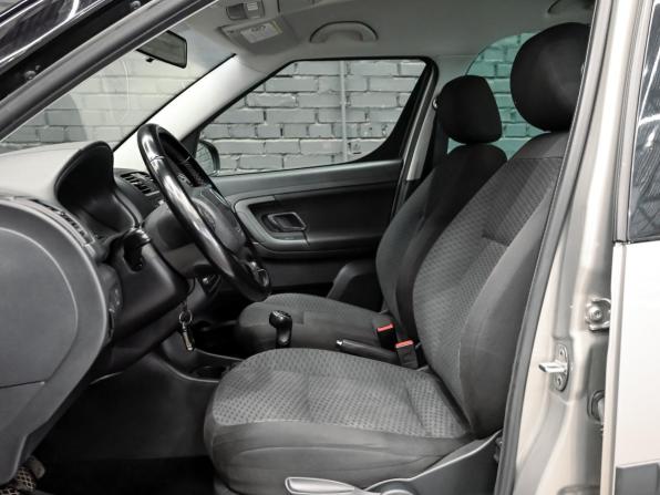 Skoda Roomster I Рестайлинг с пробегом 2012 года, цена 680 000 рублей, 154376 км, минивэн, Автокод Объявления