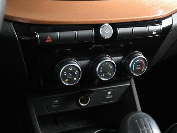 Lada (ВАЗ) Vesta I Рестайлинг (NG) с пробегом 2023 года, цена 1 279 000 рублей, 60088 км, седан, Автокод Объявления
