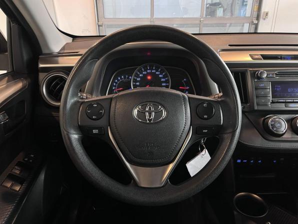 Toyota RAV4 IV (XA40) с пробегом 2013 года, цена 1 600 000 рублей, 122602 км, внедорожник, Автокод Объявления