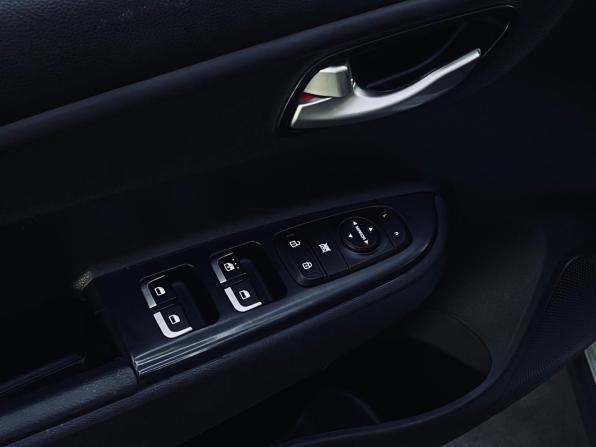 Kia Rio IV с пробегом 2020 года, цена 1 250 000 рублей, 147073 км, хэтчбек, Автокод Объявления