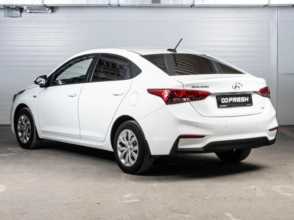 Hyundai Solaris II с пробегом 2017 года, цена 1 355 000 рублей, 78345 км, седан, Автокод Объявления