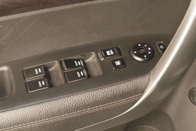 Kia Sorento II Рестайлинг с пробегом 2012 года, цена 1 649 000 рублей, 199068 км, внедорожник, Автокод Объявления