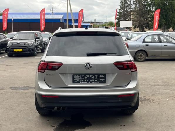 Volkswagen Tiguan II с пробегом 2017 года, цена 2 200 000 рублей, 141572 км, внедорожник, Автокод Объявления