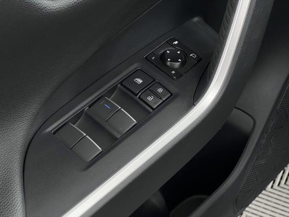 Toyota RAV4 V (XA50) с пробегом 2020 года, цена 3 230 000 рублей, 44863 км, внедорожник, Автокод Объявления