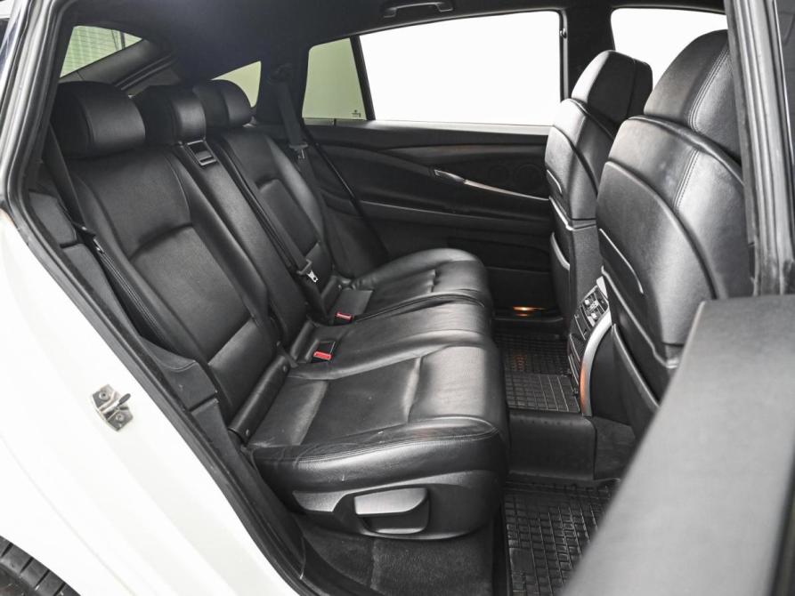 BMW 5 серии VI (F10/F11/F07) Ставрополь  - изображение 7