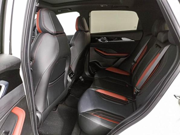 Geely Coolray I Рестайлинг с пробегом 2023 года, цена 2 430 000 рублей, 8600 км, внедорожник, Автокод Объявления