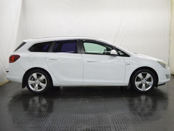 Opel Astra J с пробегом 2012 года, цена 650 000 рублей, 335375 км, универсал, Автокод Объявления