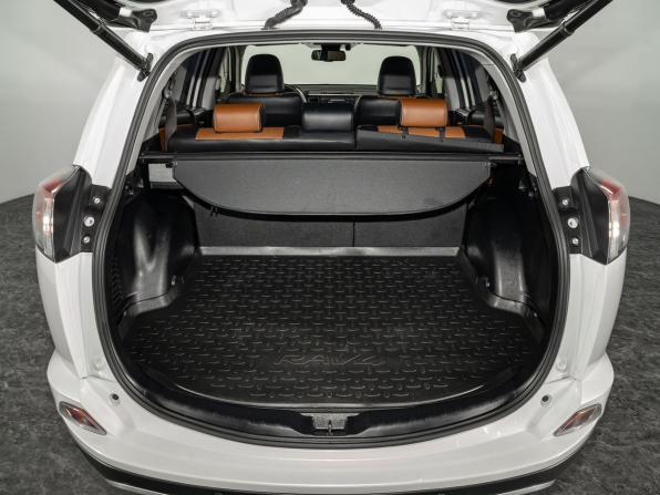 Toyota RAV4 IV (XA40) Рестайлинг с пробегом 2016 года, цена 2 585 000 рублей, 146176 км, внедорожник, Автокод Объявления