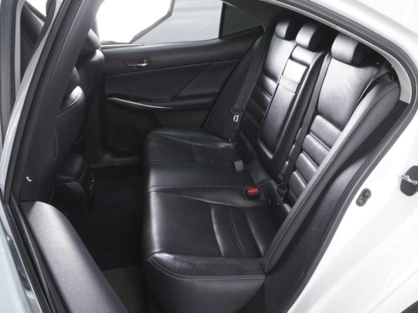 Lexus IS III с пробегом 2013 года, цена 2 399 000 рублей, 115900 км, седан, Автокод Объявления