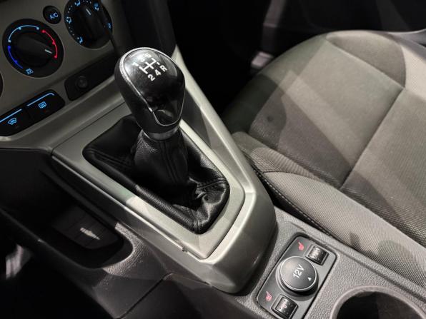 Ford Focus III с пробегом 2014 года, цена 715 000 рублей, 209777 км, универсал, Автокод Объявления