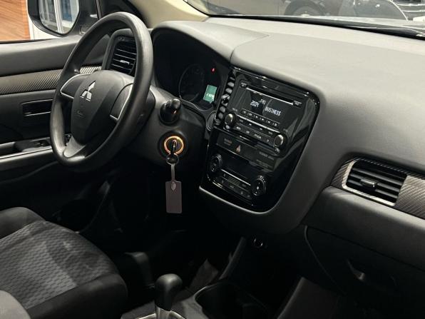 Mitsubishi Outlander III с пробегом 2013 года, цена 1 080 000 рублей, 210000 км, внедорожник, Автокод Объявления