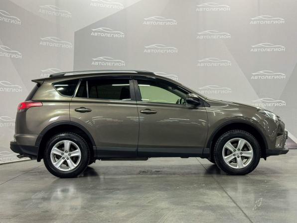 Toyota RAV4 IV (XA40) Рестайлинг с пробегом 2016 года, цена 2 330 000 рублей, 143200 км, внедорожник, Автокод Объявления