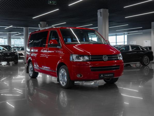 Volkswagen Multivan T5 Рестайлинг с пробегом 2015 года, цена 2 680 000 рублей, 197980 км, минивэн, Автокод Объявления