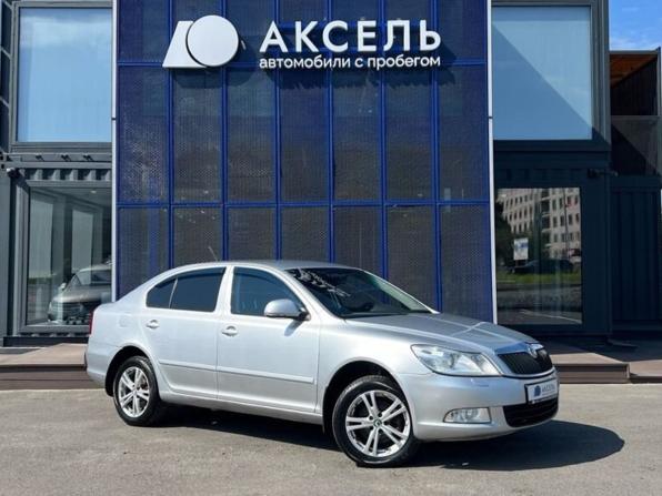 Skoda Octavia II (A5) Рестайлинг с пробегом 2012 года, цена 715 000 рублей, 220000 км, лифтбек, Автокод Объявления