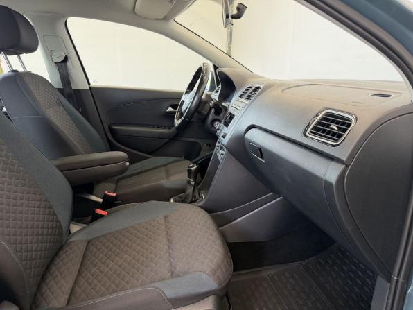 Volkswagen Polo V Рестайлинг с пробегом 2020 года, цена 1 275 000 рублей, 76153 км, седан, Автокод Объявления