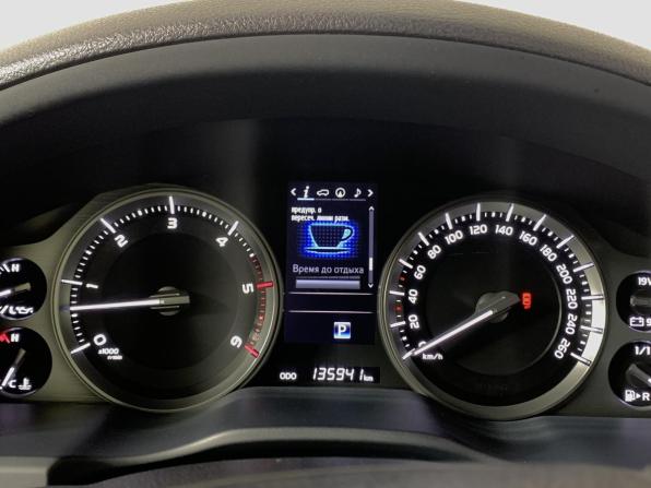 Toyota Land Cruiser 200 Series Рестайлинг 2 с пробегом 2019 года, цена 6 950 000 рублей, 135941 км, внедорожник, Автокод Объявления