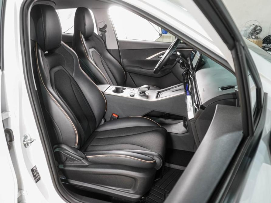 Omoda C5 I Воронеж  - изображение 8