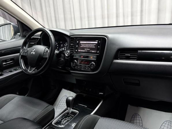 Mitsubishi Outlander III Рестайлинг 3 с пробегом 2019 года, цена 2 149 000 рублей, 79822 км, внедорожник, Автокод Объявления