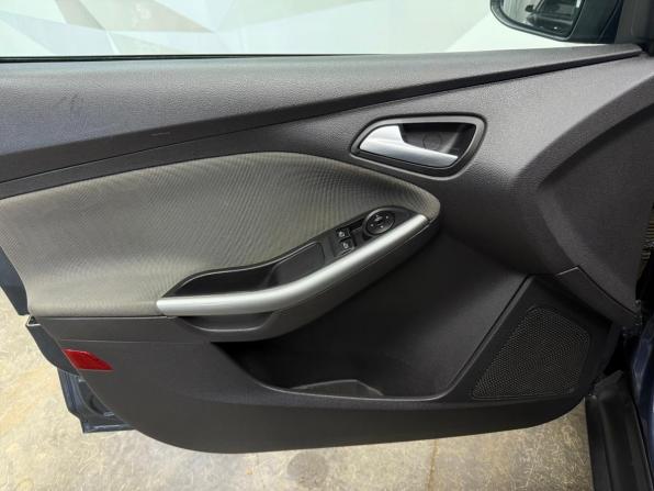 Ford Focus III с пробегом 2012 года, цена 650 000 рублей, 183412 км, седан, Автокод Объявления