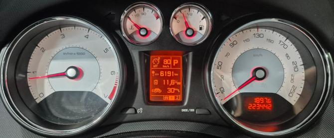 Peugeot 408 I с пробегом 2013 года, цена 570 000 рублей, 212000 км, седан, Автокод Объявления